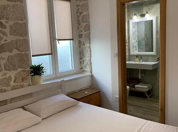 Stara Kuca Apartment *