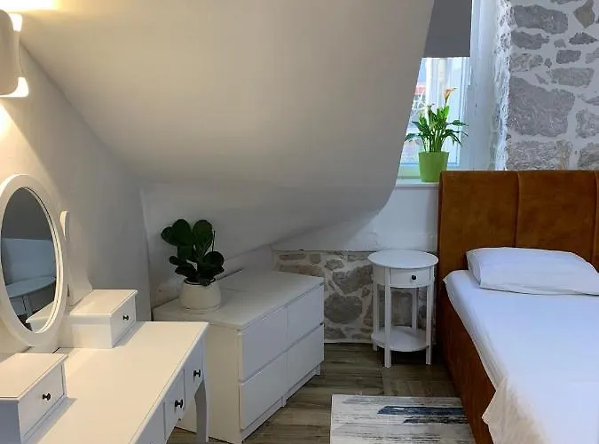 Stara Kuca Apartment Blace