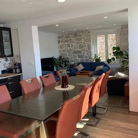 Stara Kuca Apartment